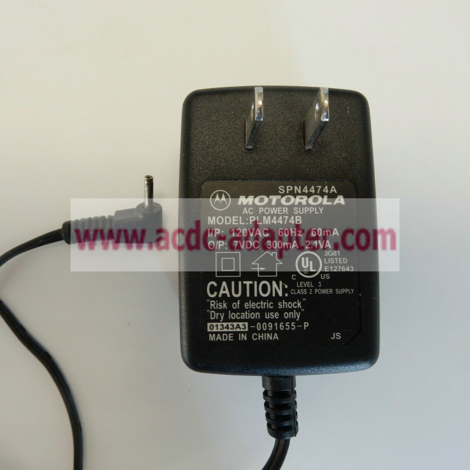 New Motorola PLM4474B Power Supply Charger 7VDC 300mA AC/DC Adapter for Cellphone